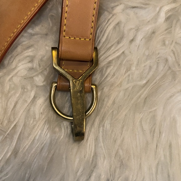 Louis Vuitton Pegase Strap & Louis Vuitton vachetta leather luggage ID tag - Picture 4 of 6